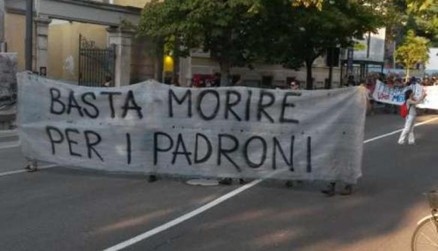 Così risponde la mamma di Luana intervistata dal Corriere della Sera. Si riferisce alla situazione in tutto il paese dove gli operai muoiono schiacciati dalla fame di profitto dei loro padroni e nessuno paga per questi veri e propri assassini.